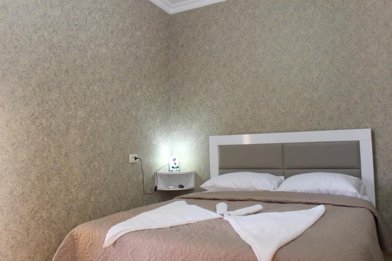 Hotel Tarasa Kutaiszi Kültér fotó